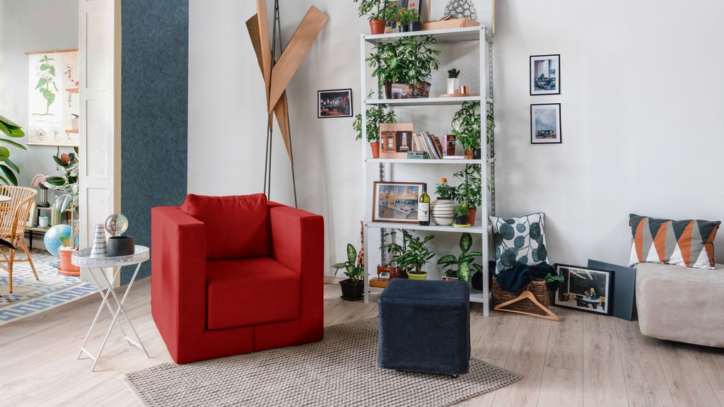 Q6 armchair